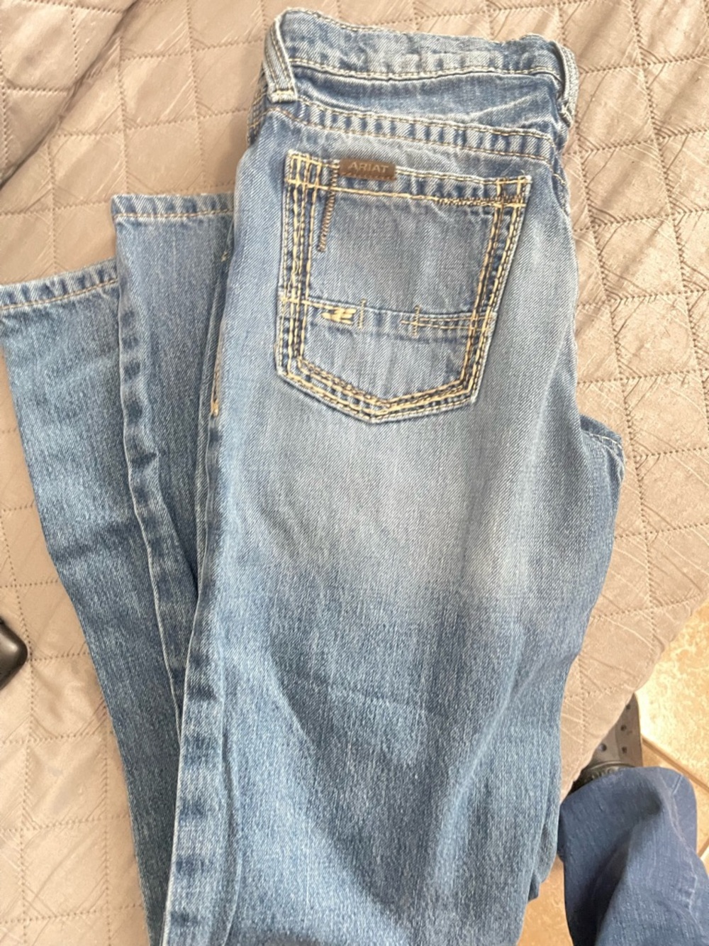 Ariat Women's Light Wash Straight Leg Jeans